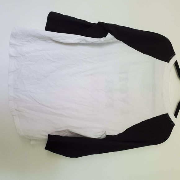 2/$20 I vote for vodka 3/4 sleeve top blouse - Picture 6 of 7